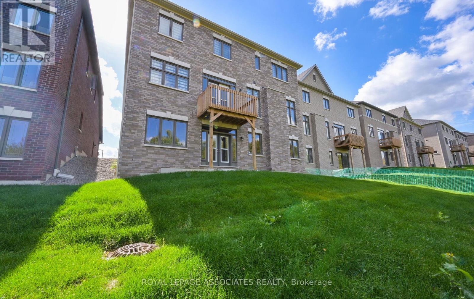55 Raspberry Ridge Avenue, Caledon, Ontario  L7C 4N1 - Photo 50 - W12447020