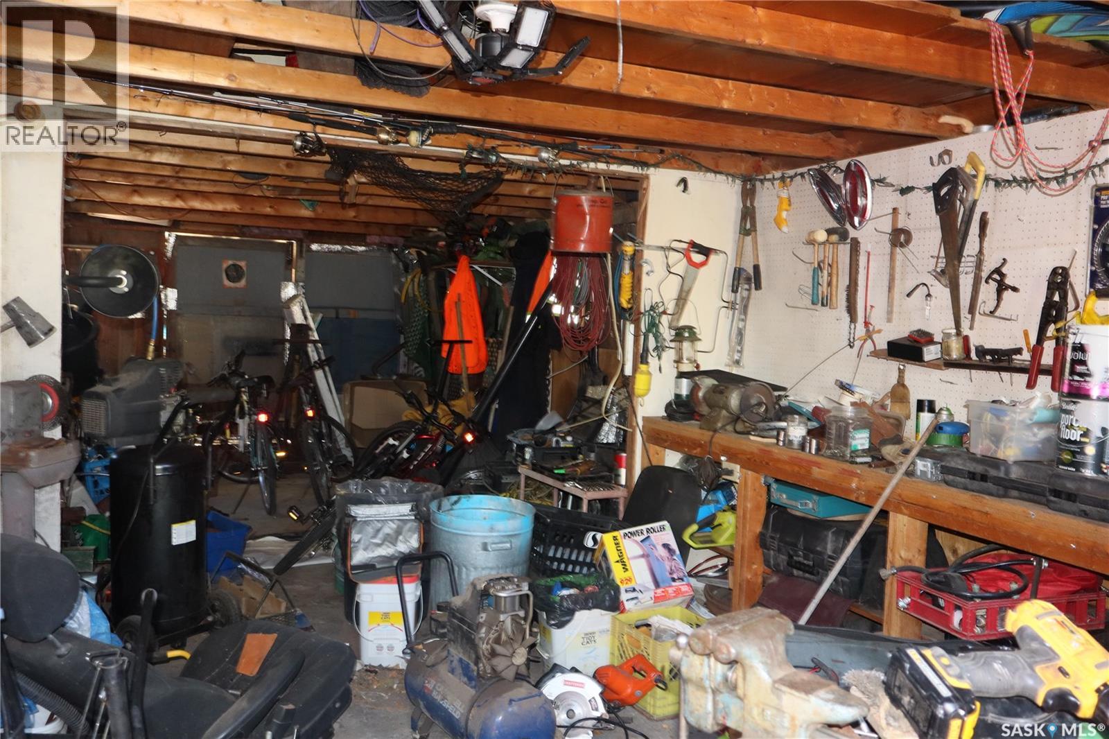 1009 1st Street N, Rockglen, Saskatchewan  S0H 3R0 - Photo 21 - SK020145