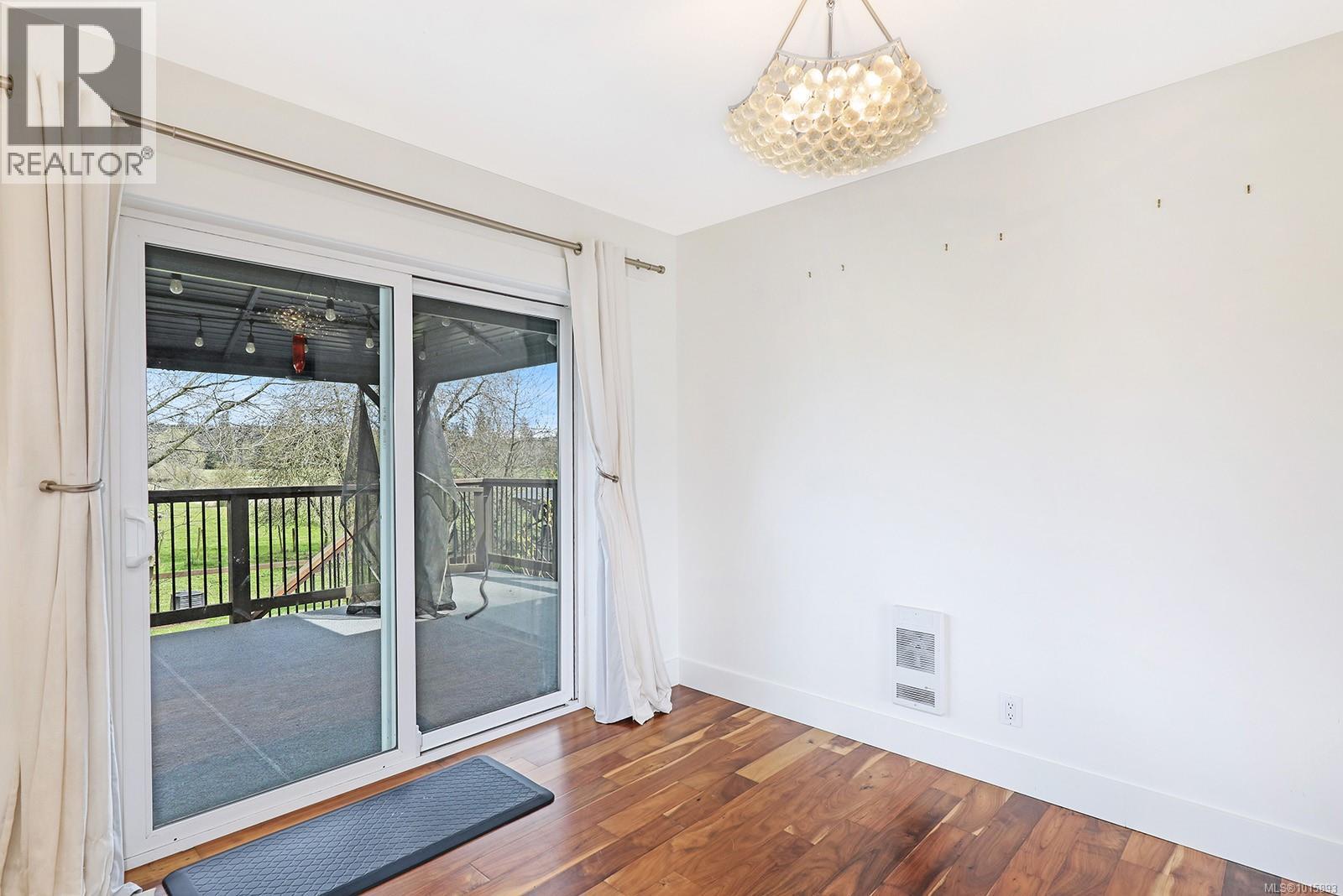5252 Headquarters Rd, Courtenay, British Columbia  V9J 1M1 - Photo 11 - 1015893