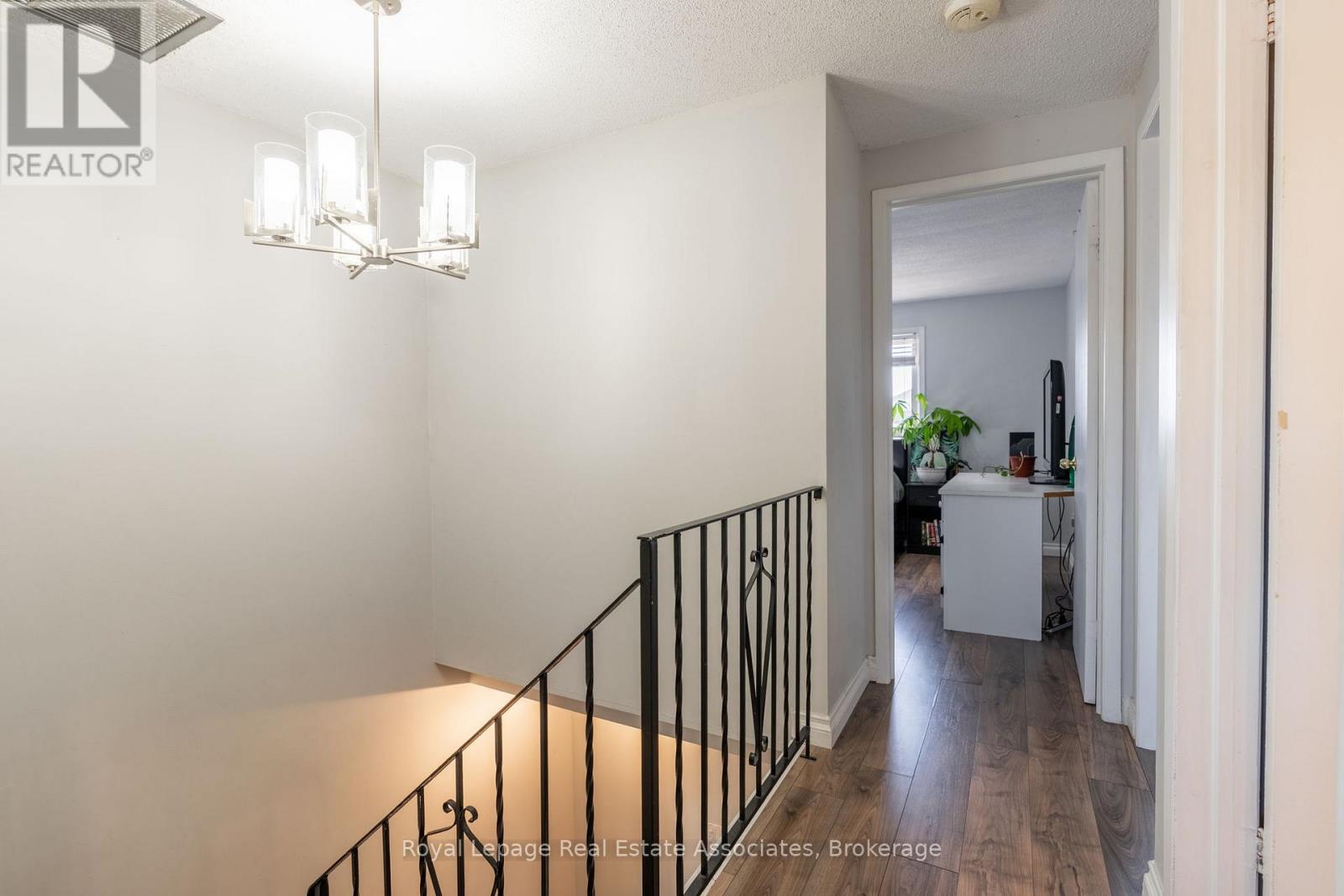 41 - 1250 Limeridge Road E, Hamilton, Ontario  L8W 1P1 - Photo 16 - X12446961