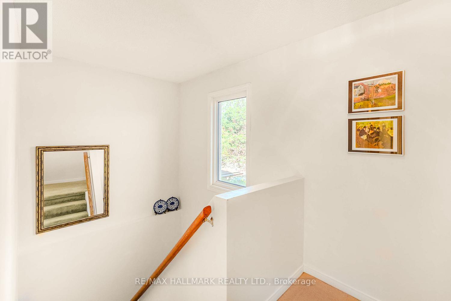 2143 Hunt Crescent, Burlington, Ontario  L7M 2P2 - Photo 21 - W12449242