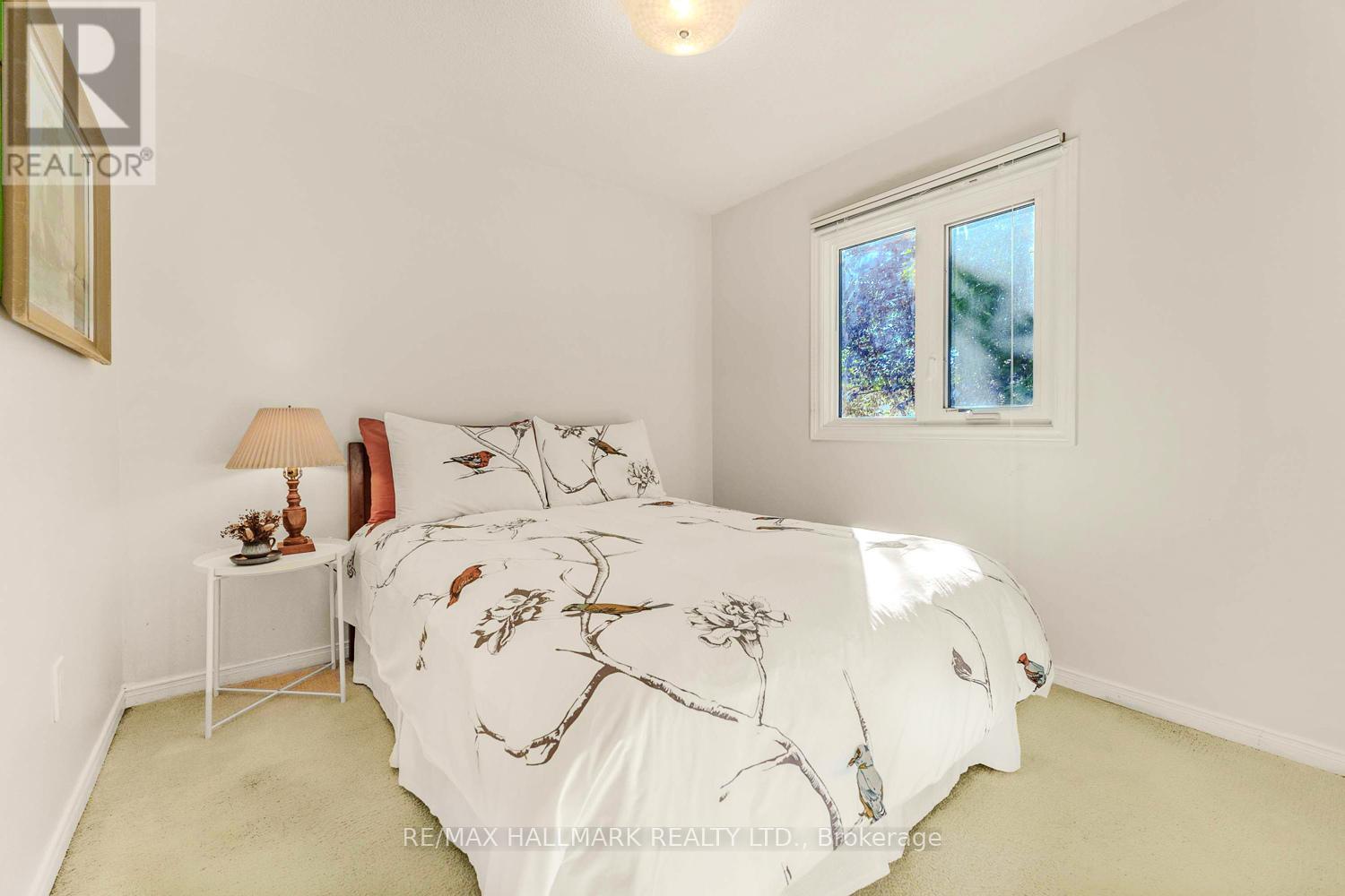 2143 Hunt Crescent, Burlington, Ontario  L7M 2P2 - Photo 26 - W12449242