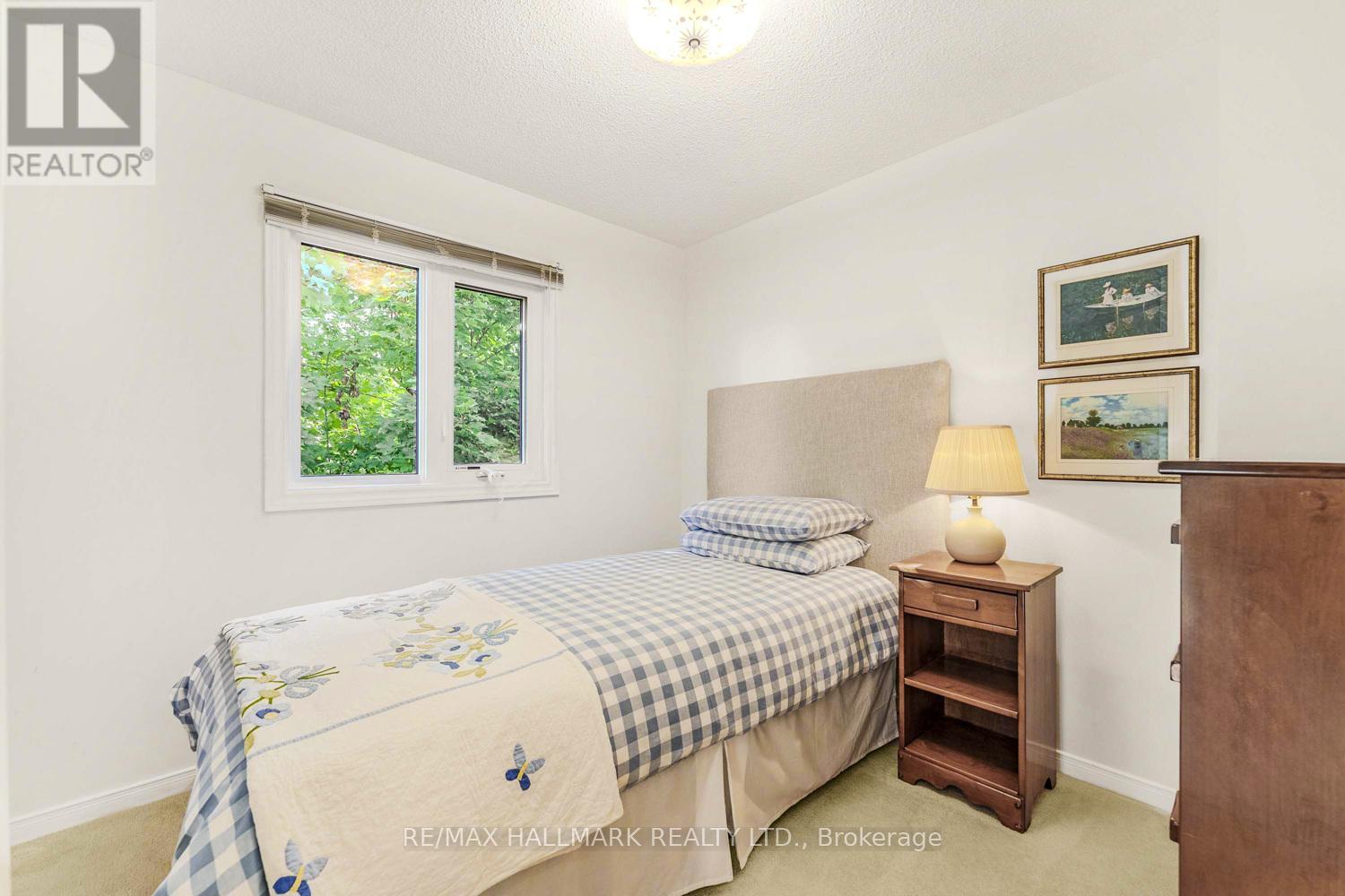 2143 Hunt Crescent, Burlington, Ontario  L7M 2P2 - Photo 28 - W12449242