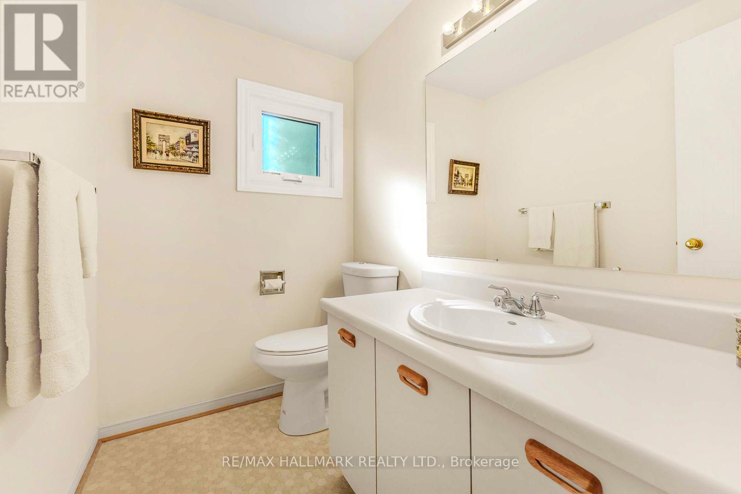 2143 Hunt Crescent, Burlington, Ontario  L7M 2P2 - Photo 31 - W12449242