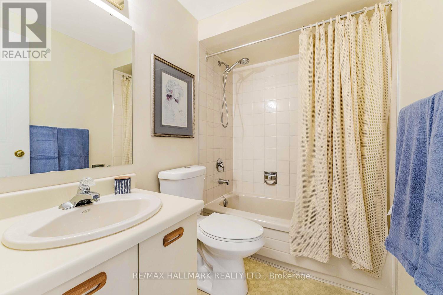 2143 Hunt Crescent, Burlington, Ontario  L7M 2P2 - Photo 32 - W12449242