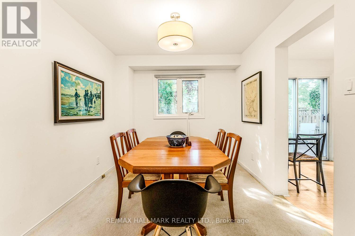 2143 Hunt Crescent, Burlington, Ontario  L7M 2P2 - Photo 8 - W12449242