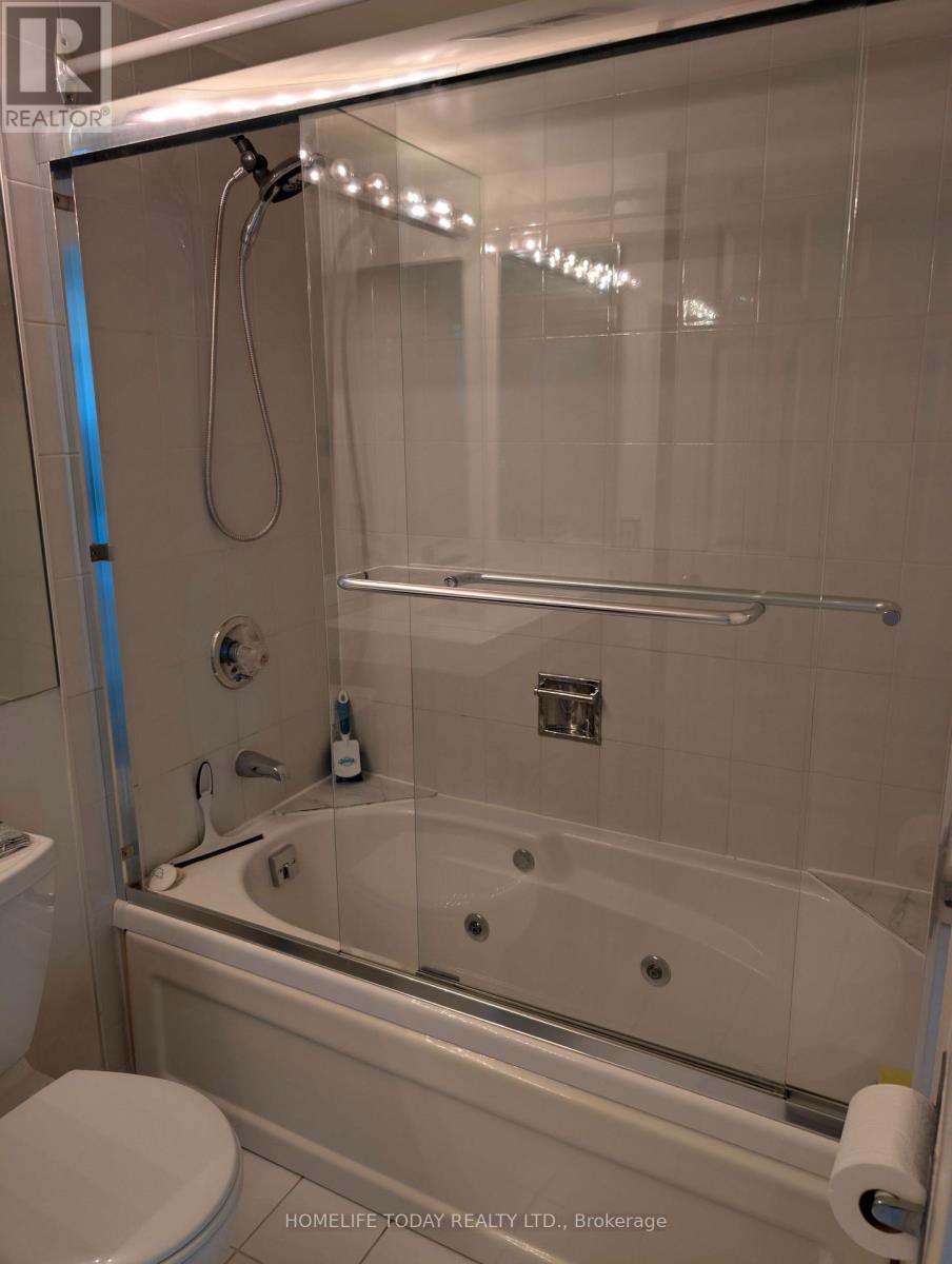 2306 - 55 Elm Drive W, Mississauga, Ontario  L5B 3Z3 - Photo 11 - W12449243