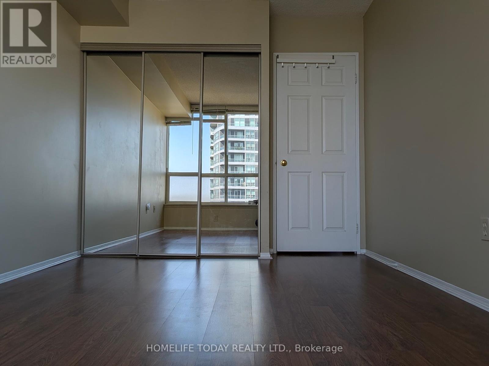 2306 - 55 Elm Drive W, Mississauga, Ontario  L5B 3Z3 - Photo 7 - W12449243