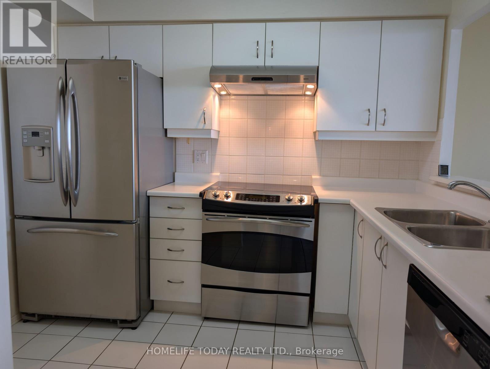 2306 - 55 Elm Drive W, Mississauga, Ontario  L5B 3Z3 - Photo 8 - W12449243