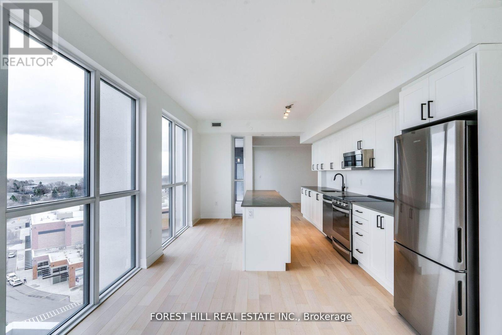 1002 - 1063 Douglas Mccurdy Comm Circle, Mississauga, Ontario  L5G 0C5 - Photo 13 - W12449247
