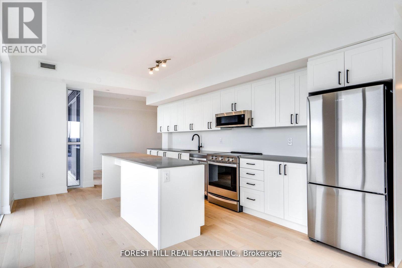 1002 - 1063 Douglas Mccurdy Comm Circle, Mississauga, Ontario  L5G 0C5 - Photo 14 - W12449247