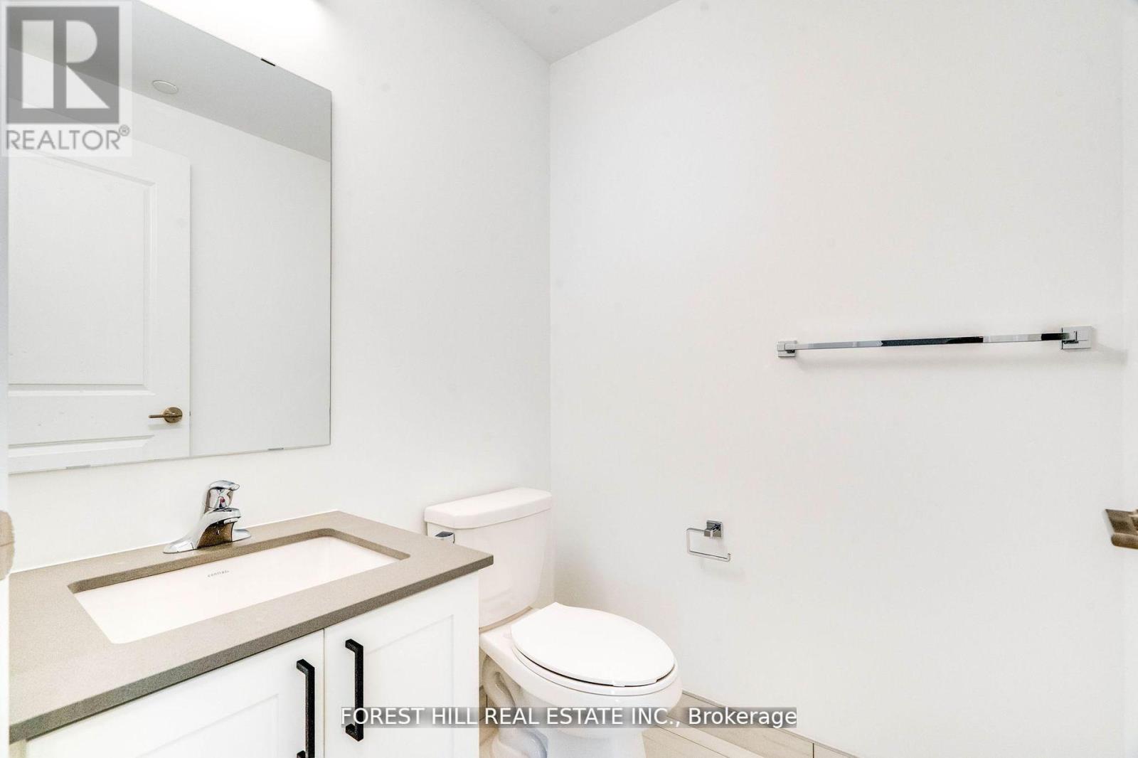 1002 - 1063 Douglas Mccurdy Comm Circle, Mississauga, Ontario  L5G 0C5 - Photo 19 - W12449247