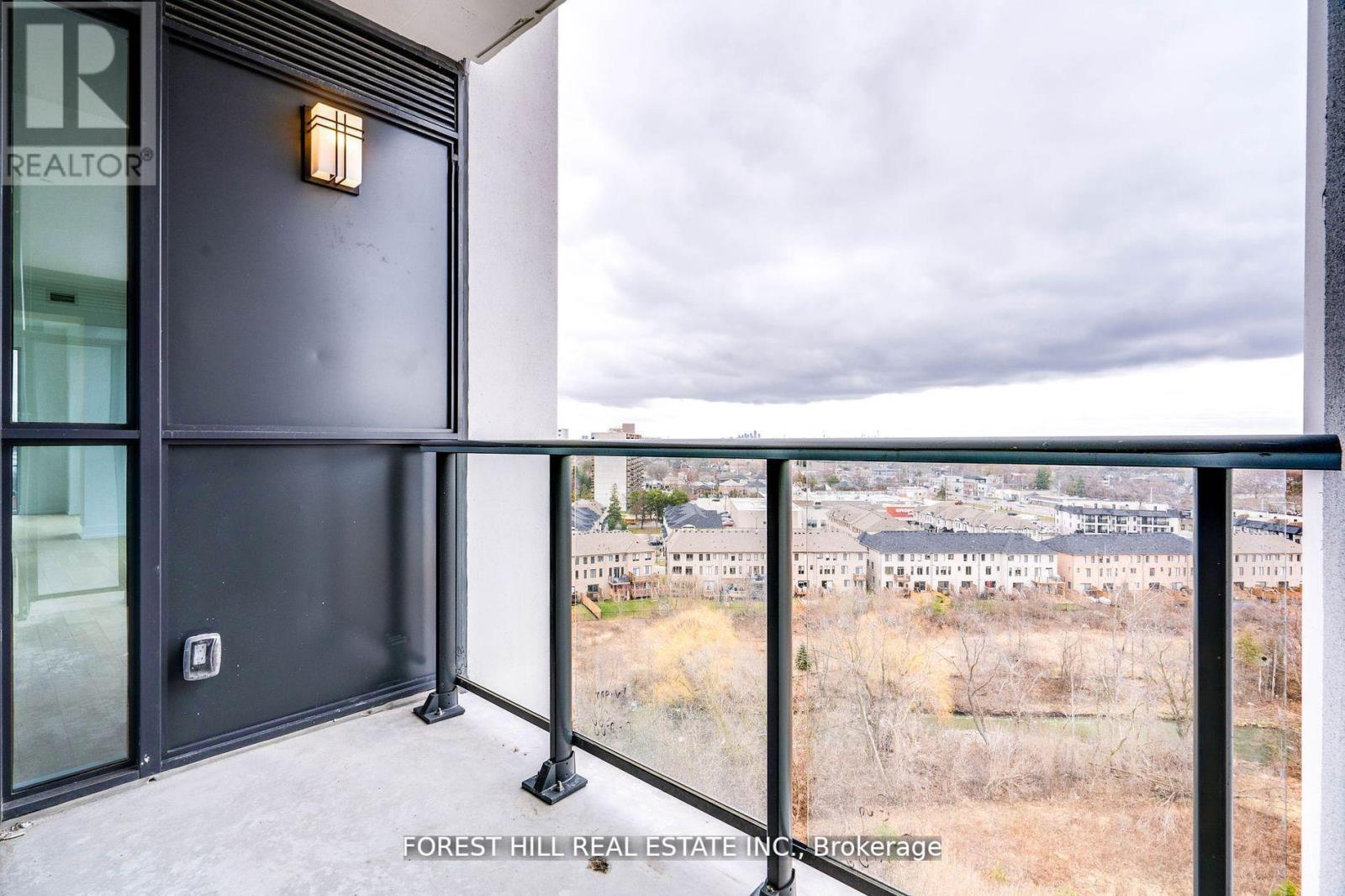 1002 - 1063 Douglas Mccurdy Comm Circle, Mississauga, Ontario  L5G 0C5 - Photo 30 - W12449247