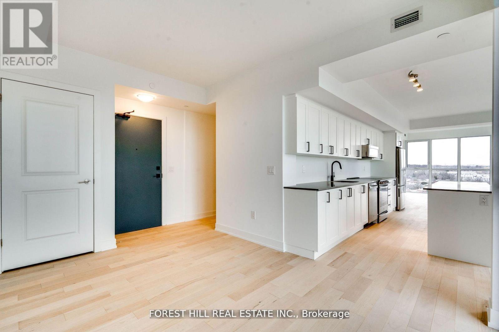 1002 - 1063 Douglas Mccurdy Comm Circle, Mississauga, Ontario  L5G 0C5 - Photo 8 - W12449247