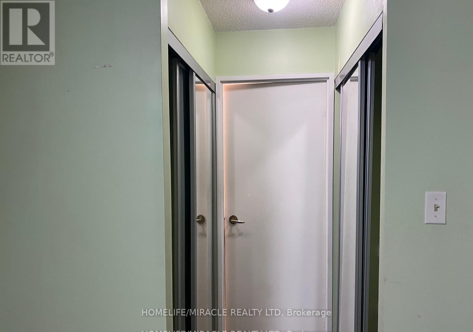 1210 - 21 Markbrook Lane, Toronto, Ontario  M9V 5E4 - Photo 10 - W12449253