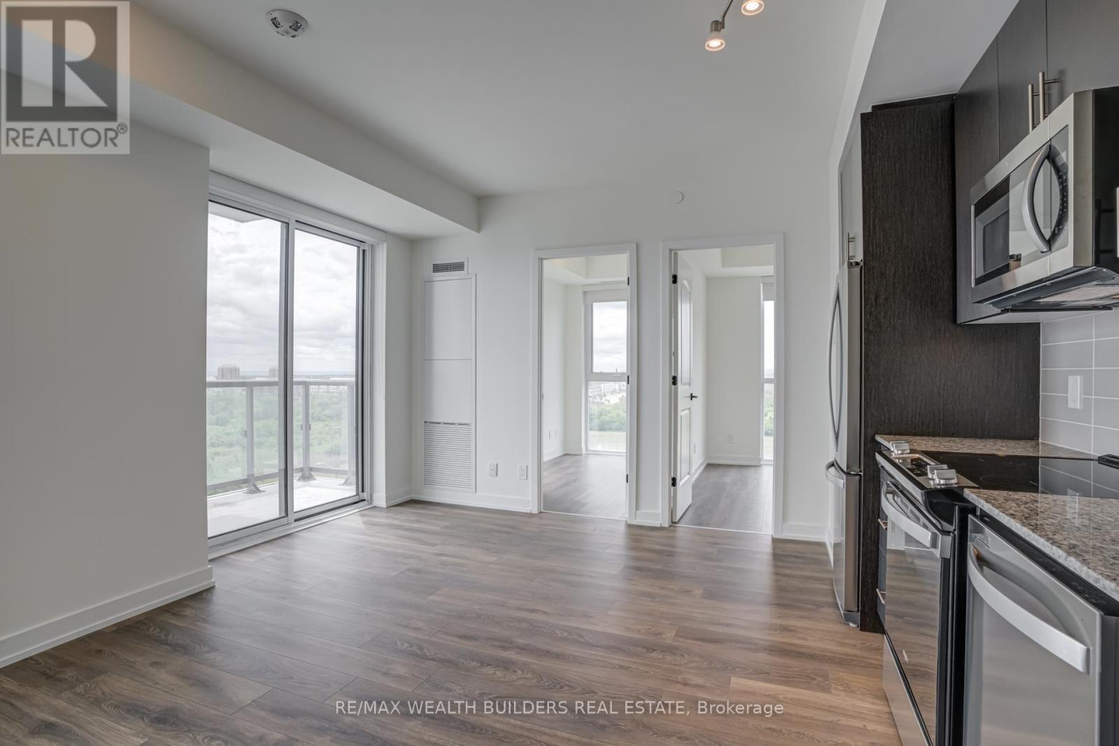 810 - 335 Wheat Boom Drive, Oakville, Ontario  L6H 7C2 - Photo 7 - W12449258