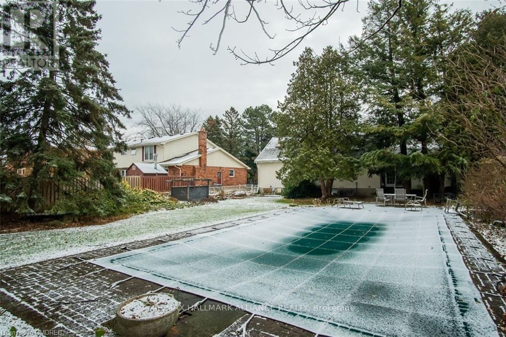 4447 Lakeshore Road, Burlington (Shoreacres), Ontario  L7L 1B3 - Photo 26 - W12449262