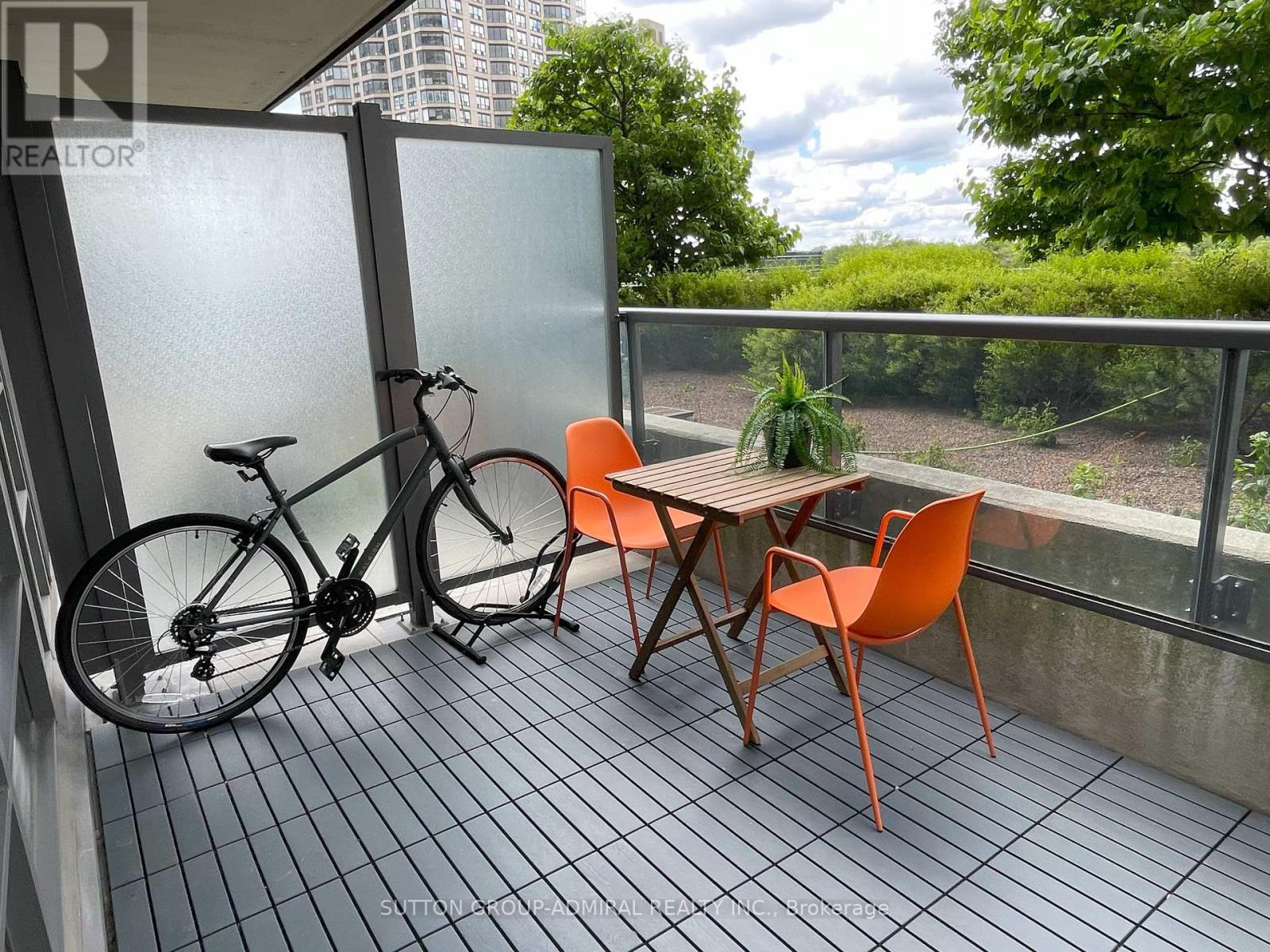 403 - 2240 Lake Shore Boulevard W, Toronto, Ontario  M8V 1A5 - Photo 13 - W12449270