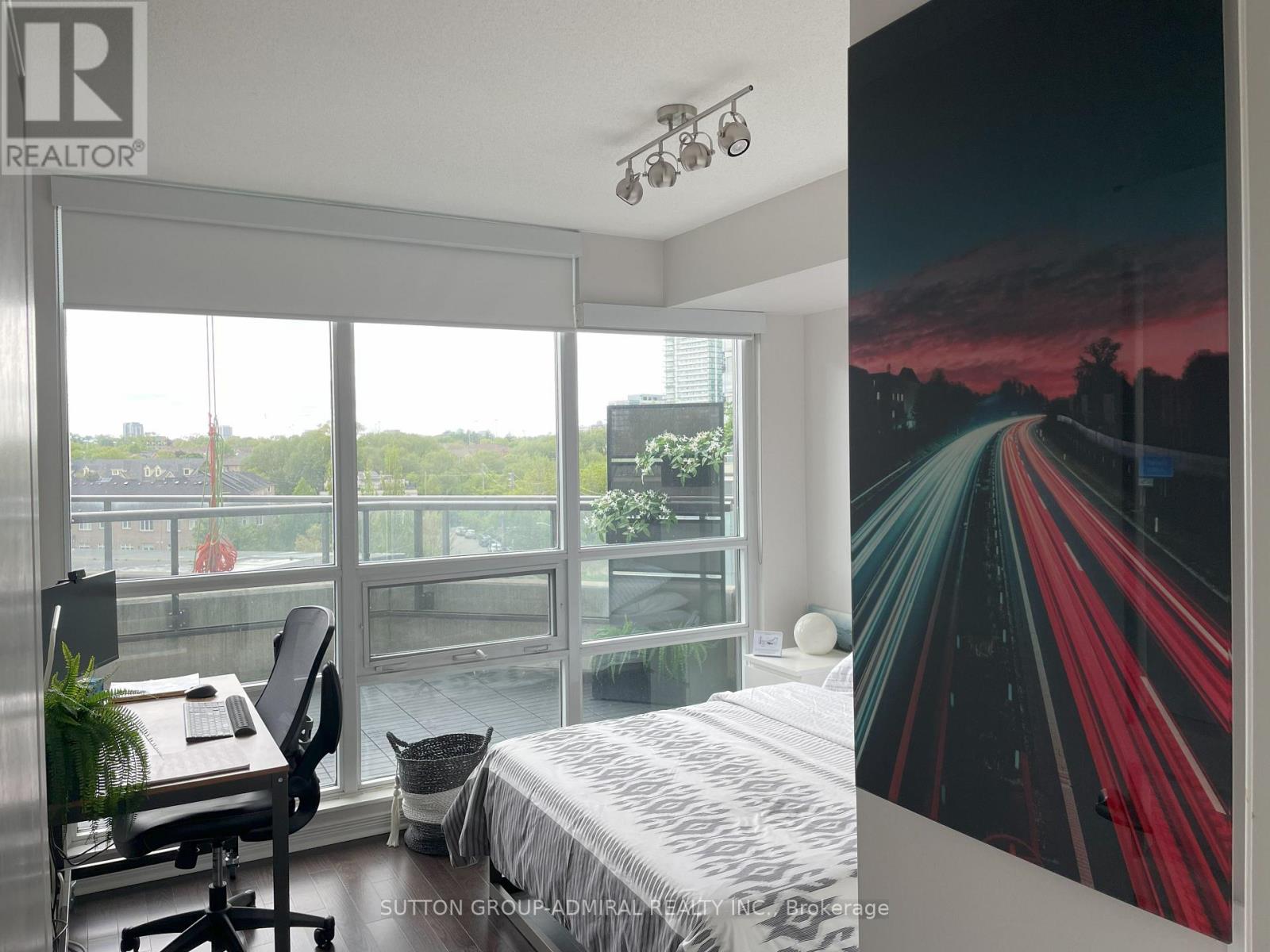 403 - 2240 Lake Shore Boulevard W, Toronto, Ontario  M8V 1A5 - Photo 16 - W12449270