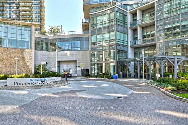 403 - 2240 Lake Shore Boulevard W, Toronto, Ontario  M8V 1A5 - Photo 2 - W12449270