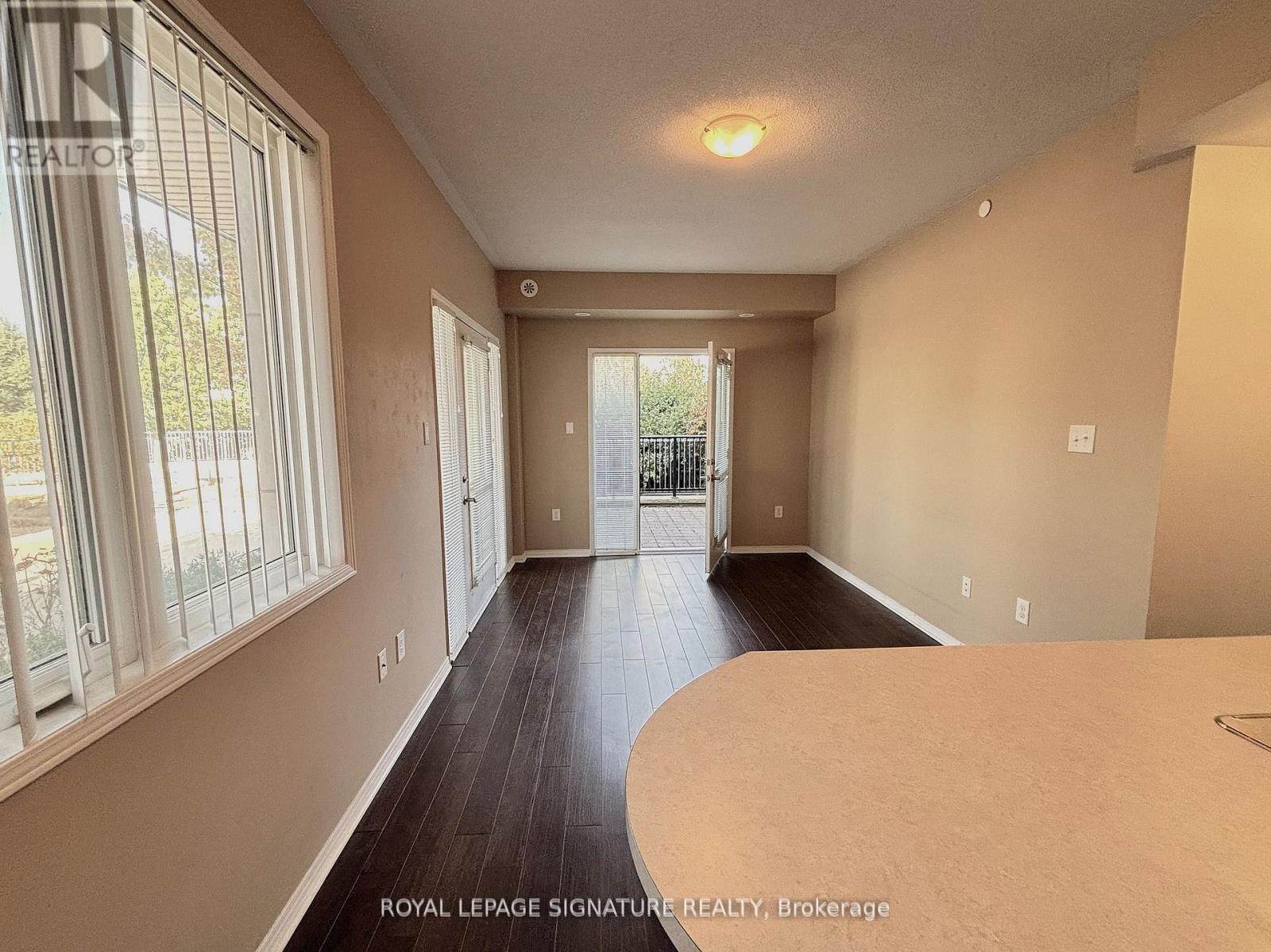 103 - 3055 Thomas Street, Mississauga, Ontario  L5M 0M4 - Photo 5 - W12449285