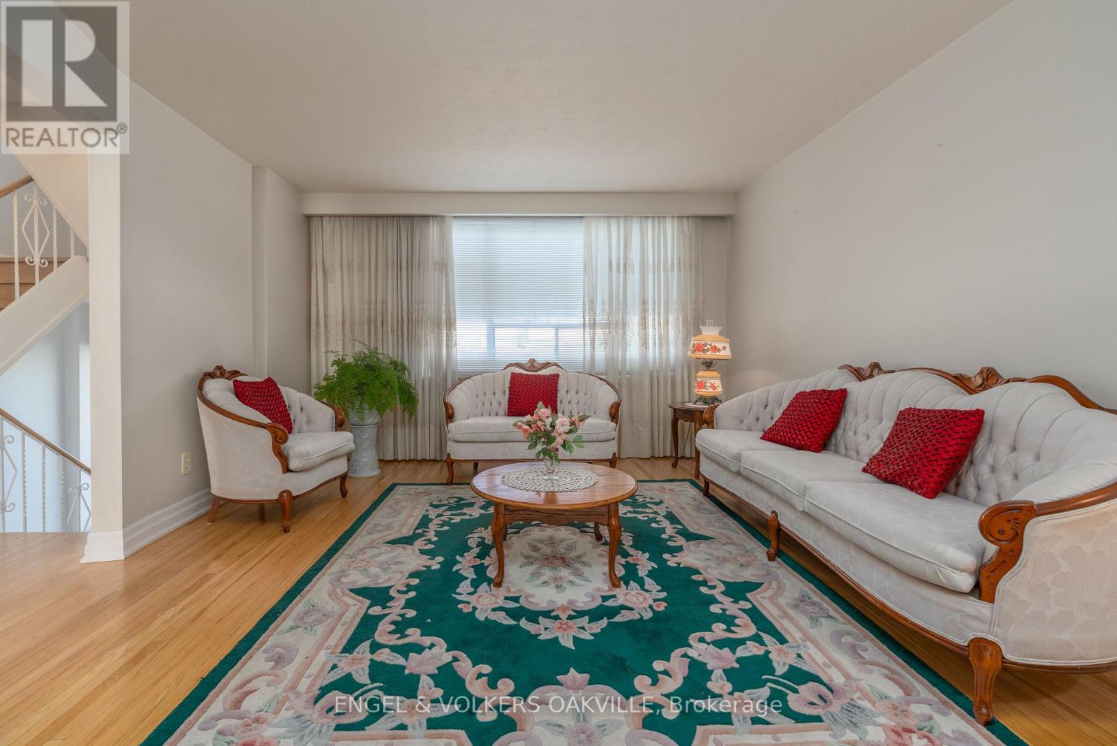 183 Vodden Street E, Brampton (Brampton North), Ontario  L6V 1M9 - Photo 9 - W12449290