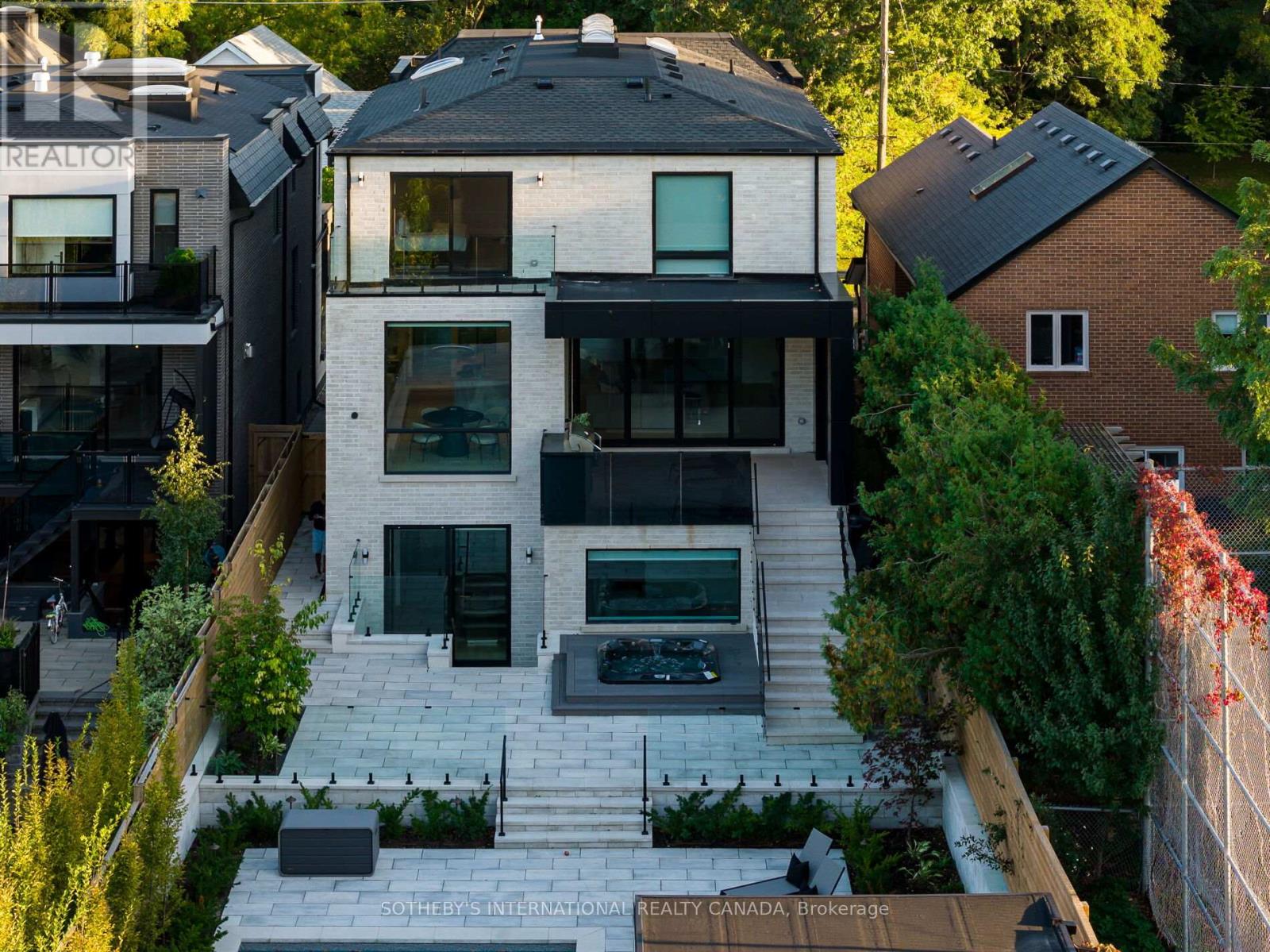 50 Bannon Avenue, Toronto, Ontario  M8X 1V1 - Photo 24 - W12449294