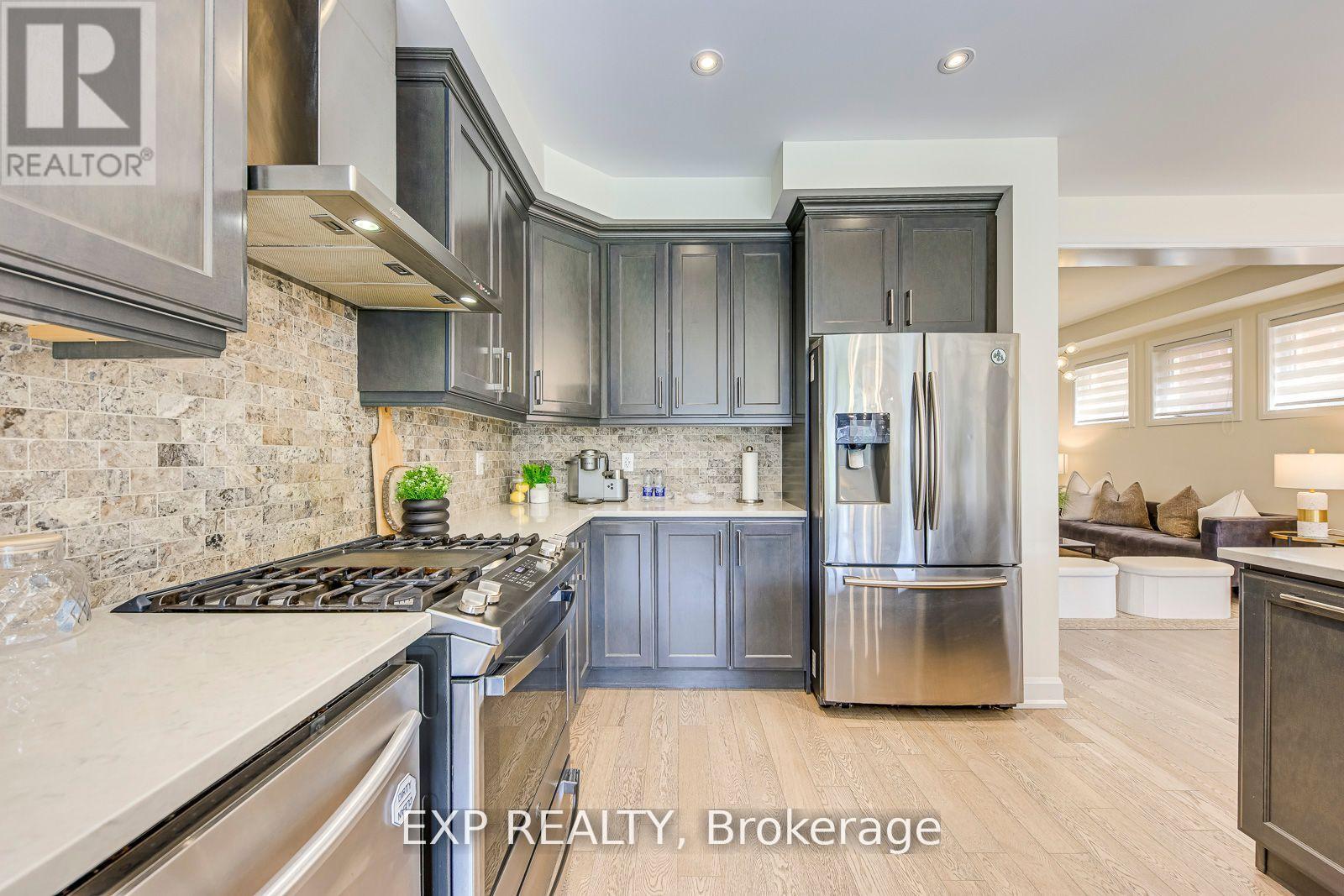3129 Riverpath Common, Oakville, Ontario  L6M 1P6 - Photo 12 - W12449295