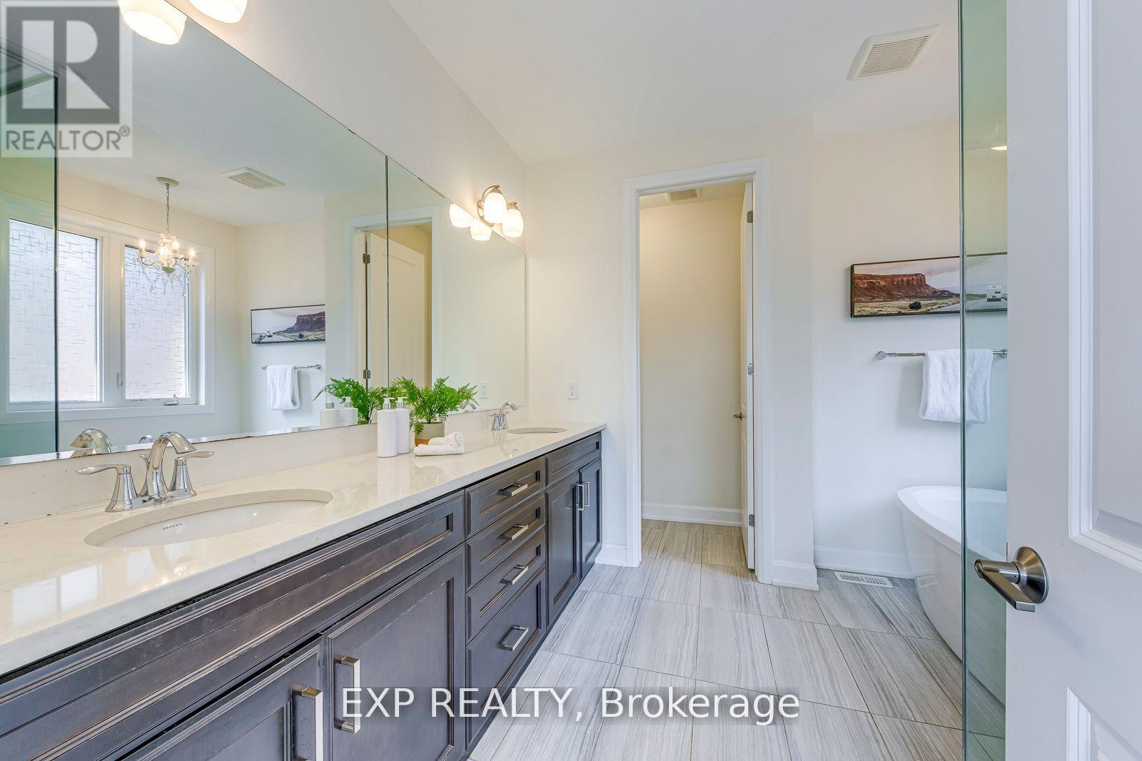 3129 Riverpath Common, Oakville, Ontario  L6M 1P6 - Photo 31 - W12449295