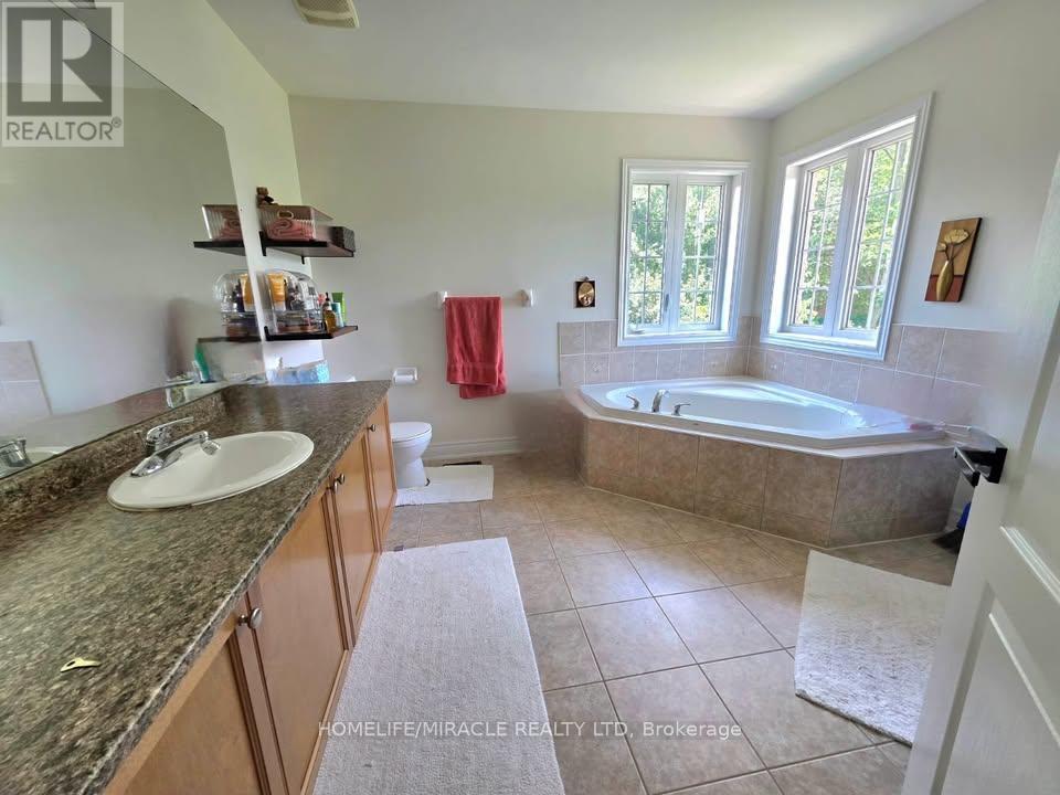 44 Tatra Crescent, Brampton, Ontario  L6Y 0K6 - Photo 19 - W12449305