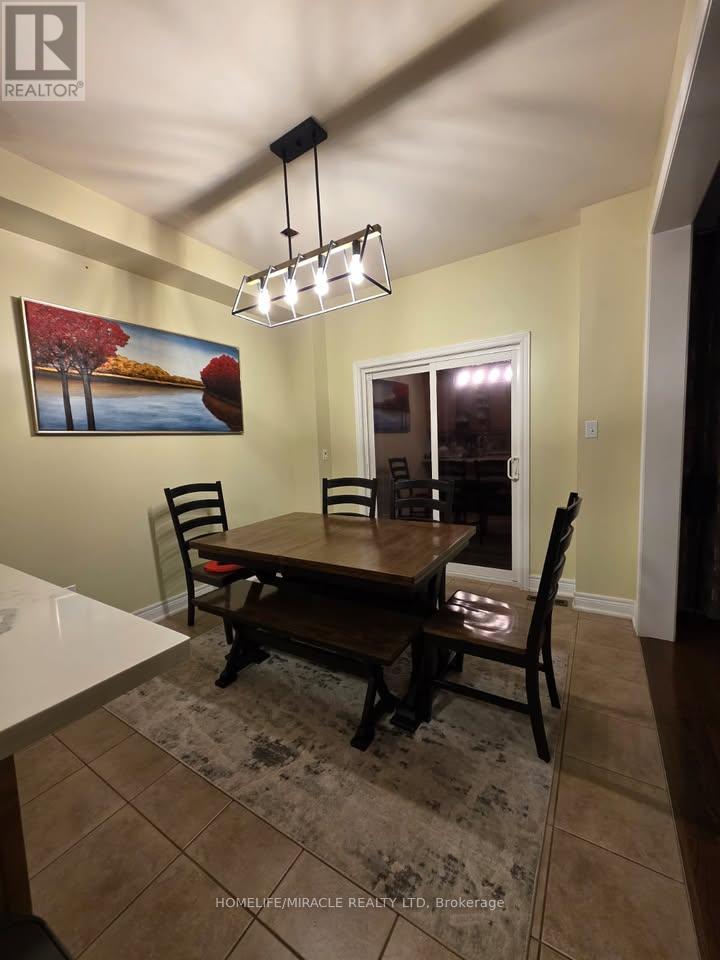 44 Tatra Crescent, Brampton, Ontario  L6Y 0K6 - Photo 7 - W12449305