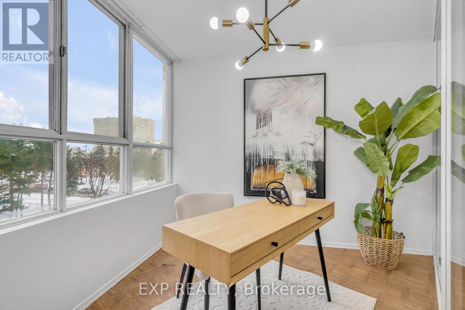 406 - 3700 Kaneff Crescent, Mississauga, Ontario  L5A 4B8 - Photo 14 - W12449311