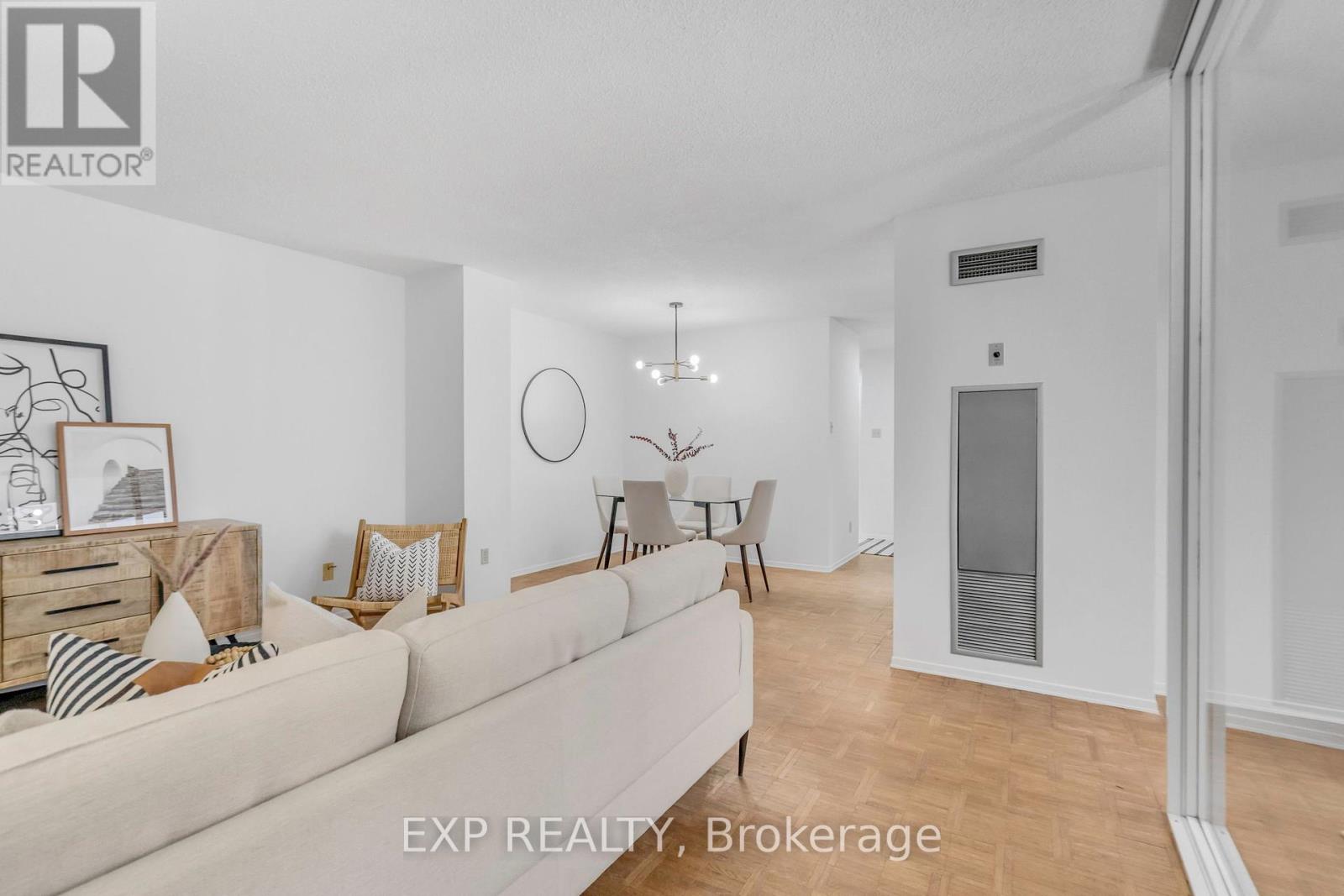 406 - 3700 Kaneff Crescent, Mississauga, Ontario  L5A 4B8 - Photo 15 - W12449311