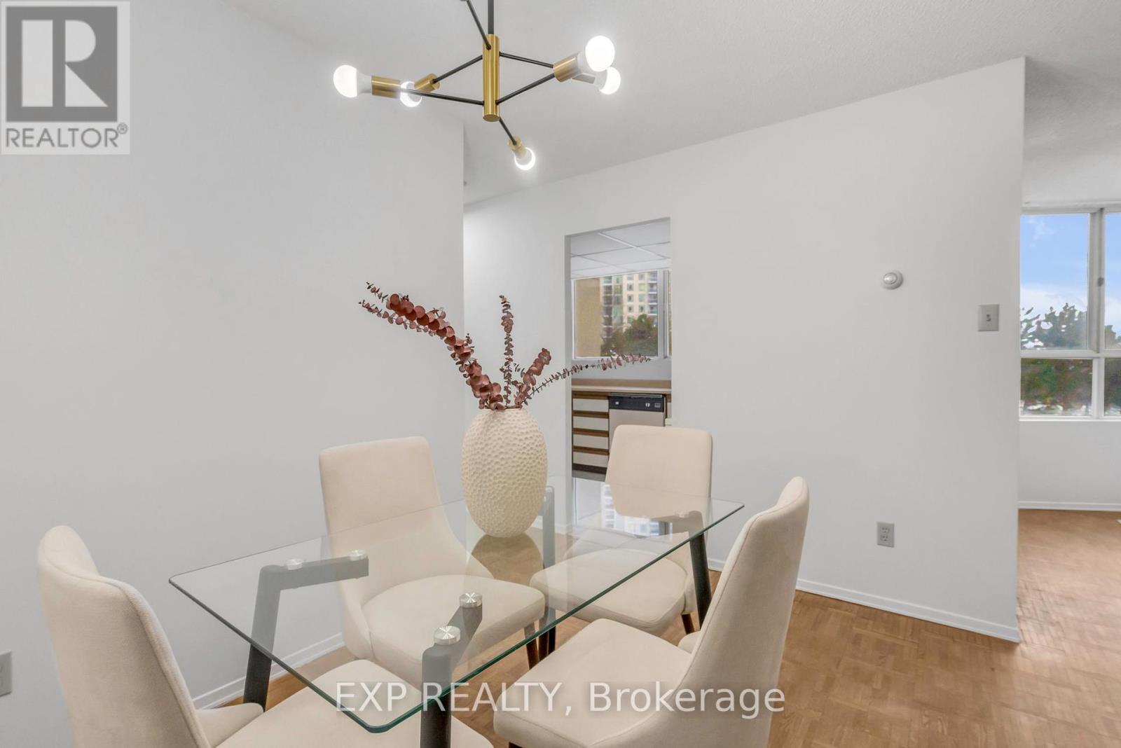 406 - 3700 Kaneff Crescent, Mississauga, Ontario  L5A 4B8 - Photo 19 - W12449311