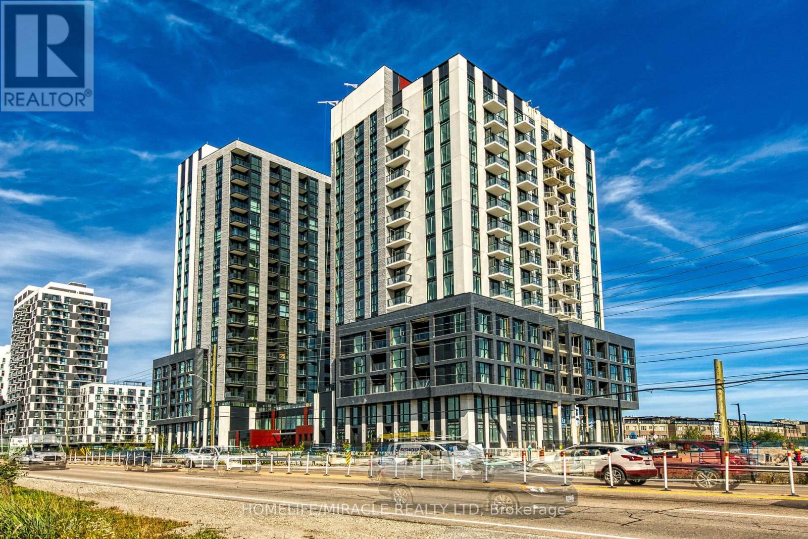 1705 - 3079 Trafalgar Road, Oakville, Ontario  L6H 8C5 - Photo 1 - W12449326