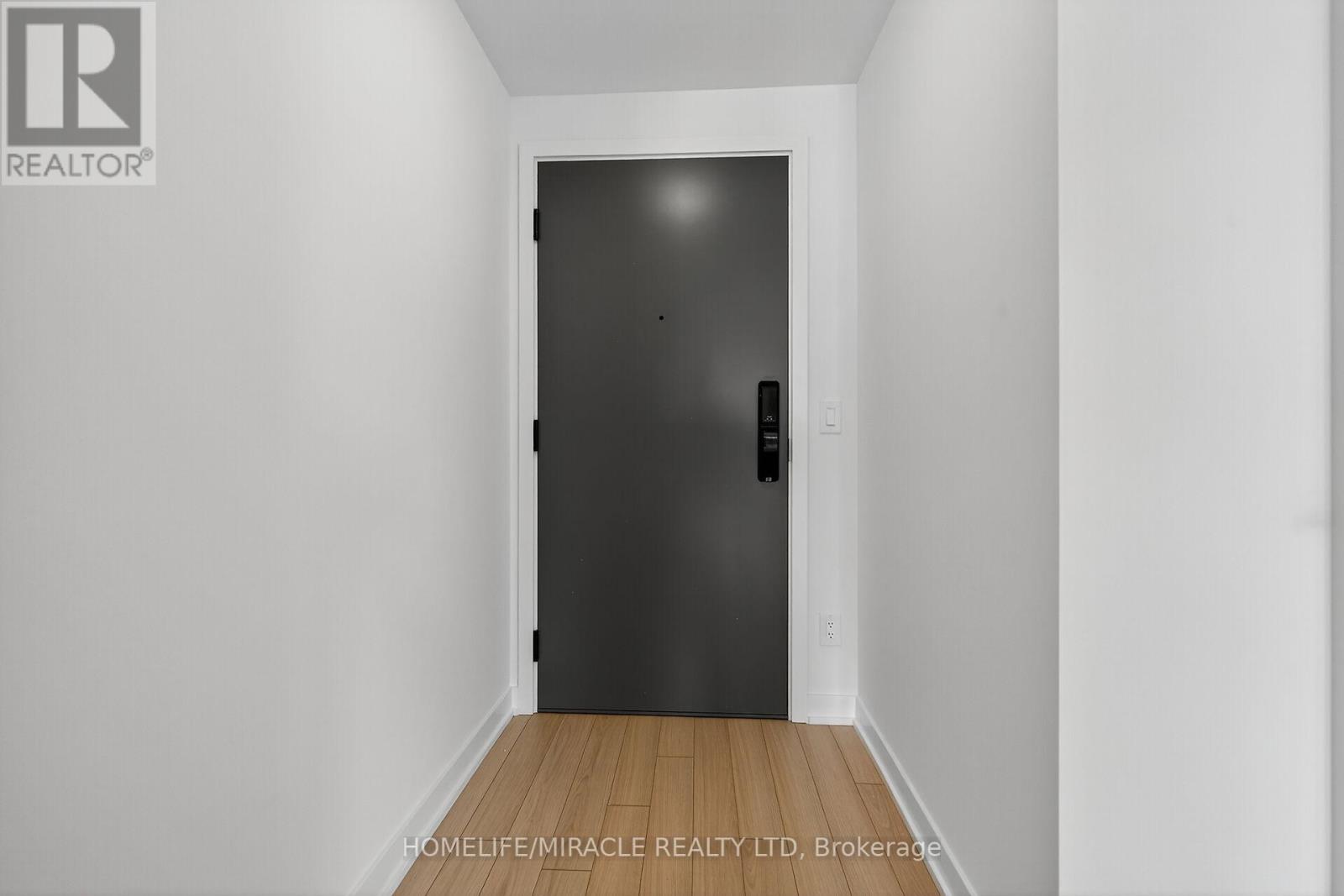 1705 - 3079 Trafalgar Road, Oakville, Ontario  L6H 8C5 - Photo 23 - W12449326