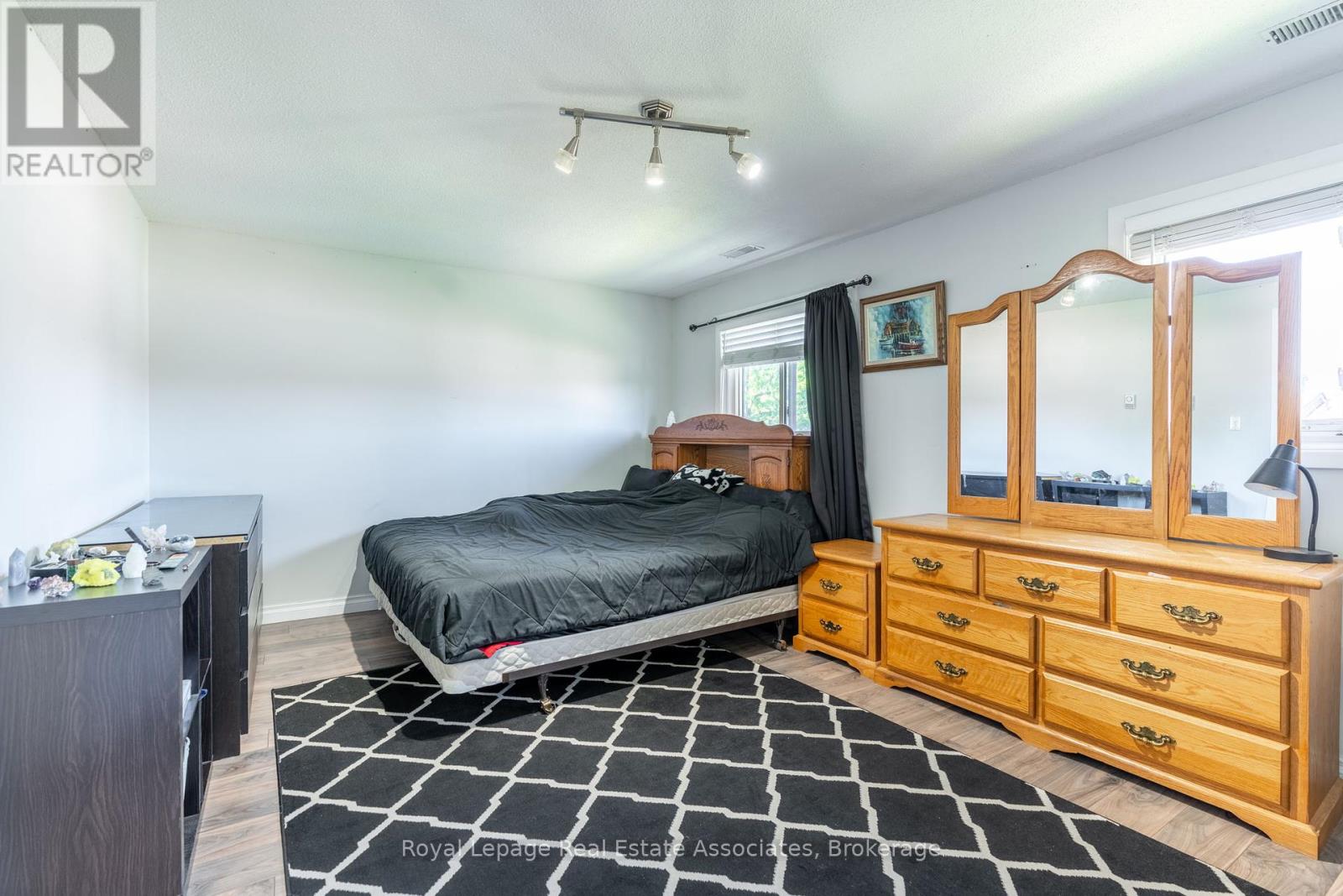 41 - 1250 Limeridge Road E, Hamilton, Ontario  L8W 1P1 - Photo 17 - X12446961