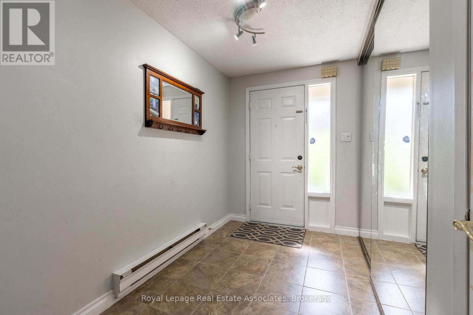 41 - 1250 Limeridge Road E, Hamilton, Ontario  L8W 1P1 - Photo 29 - X12446961