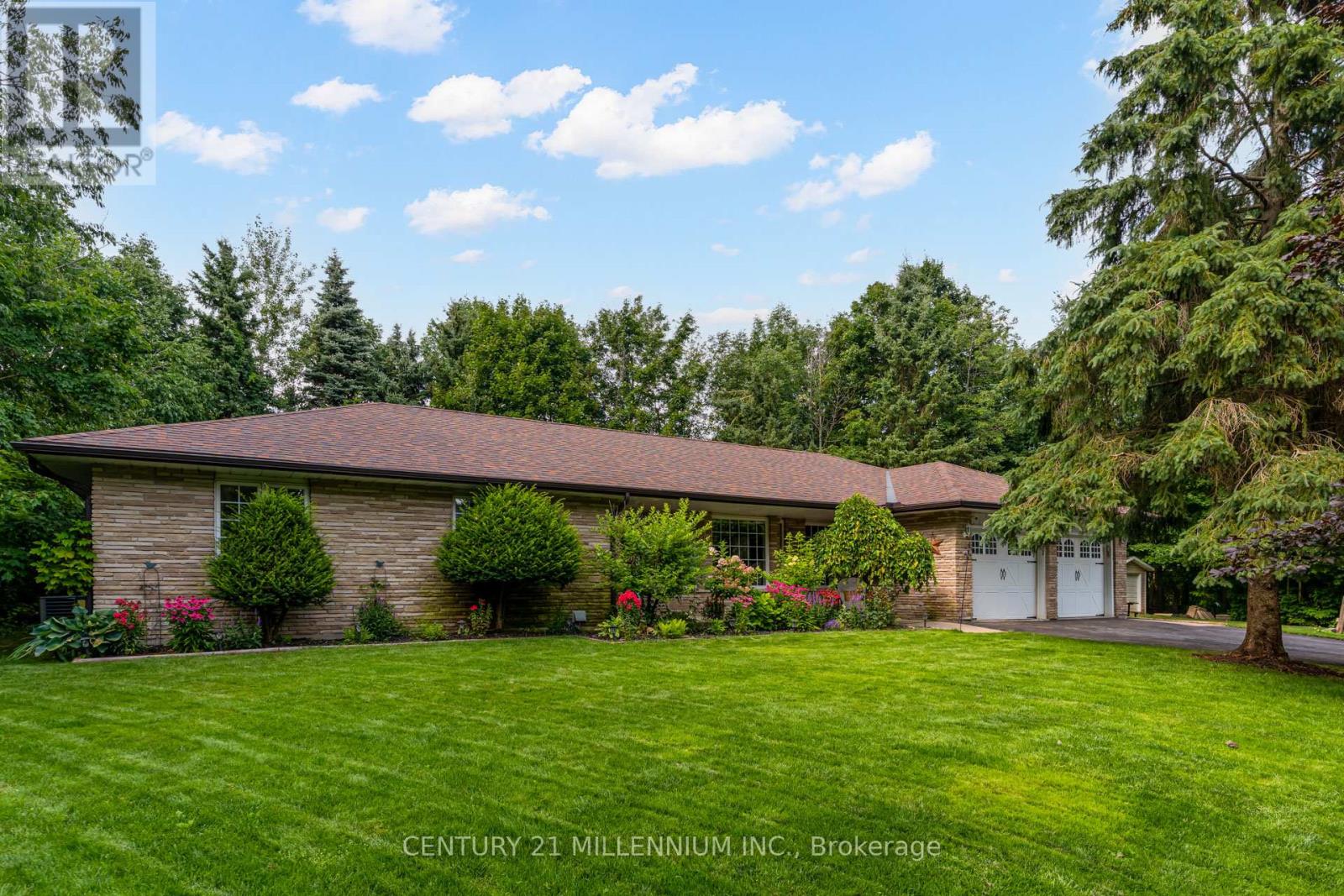 101 BIRCH GROVE, Shelburne, Ontario