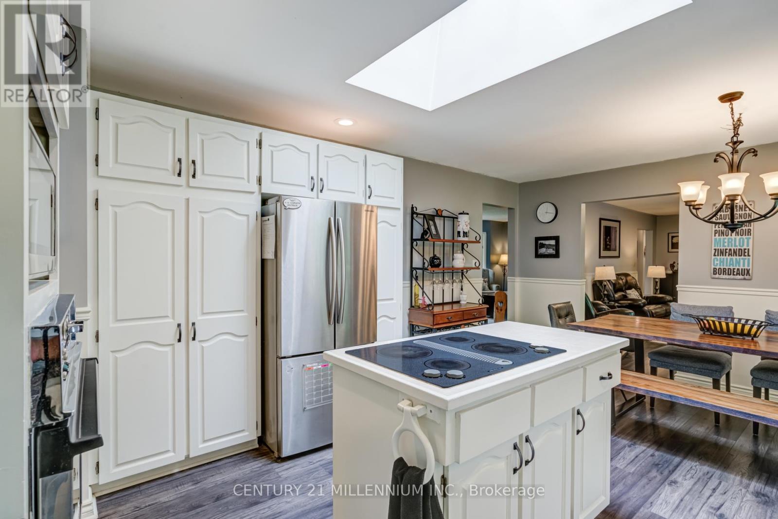 101 Birch Grove, Shelburne, Ontario  L9W 2W3 - Photo 19 - X12449257
