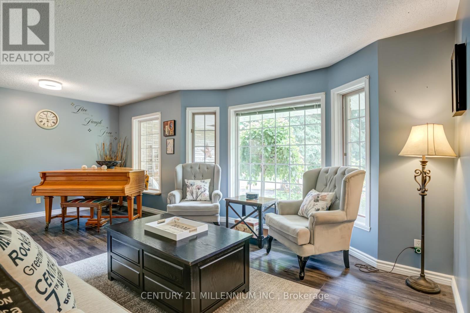 101 Birch Grove, Shelburne, Ontario  L9W 2W3 - Photo 8 - X12449257
