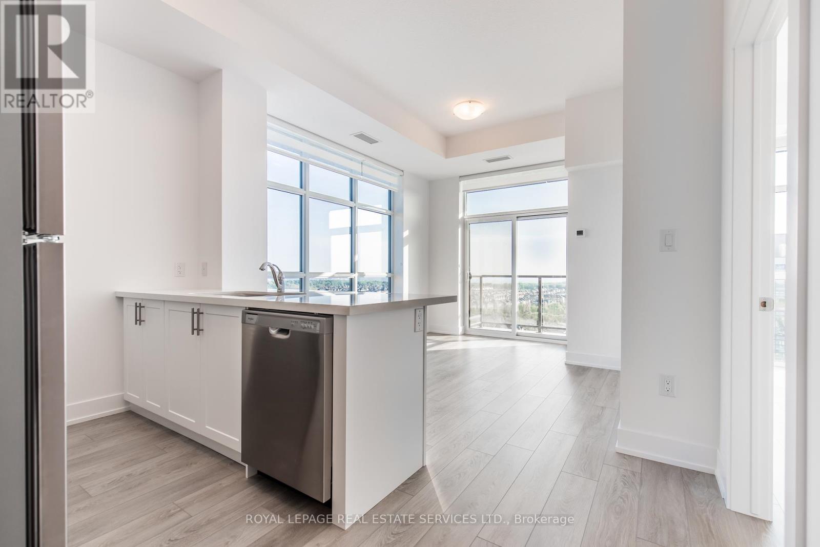 1211 - 470 Dundas Street E, Hamilton, Ontario  L8B 2A6 - Photo 12 - X12449272