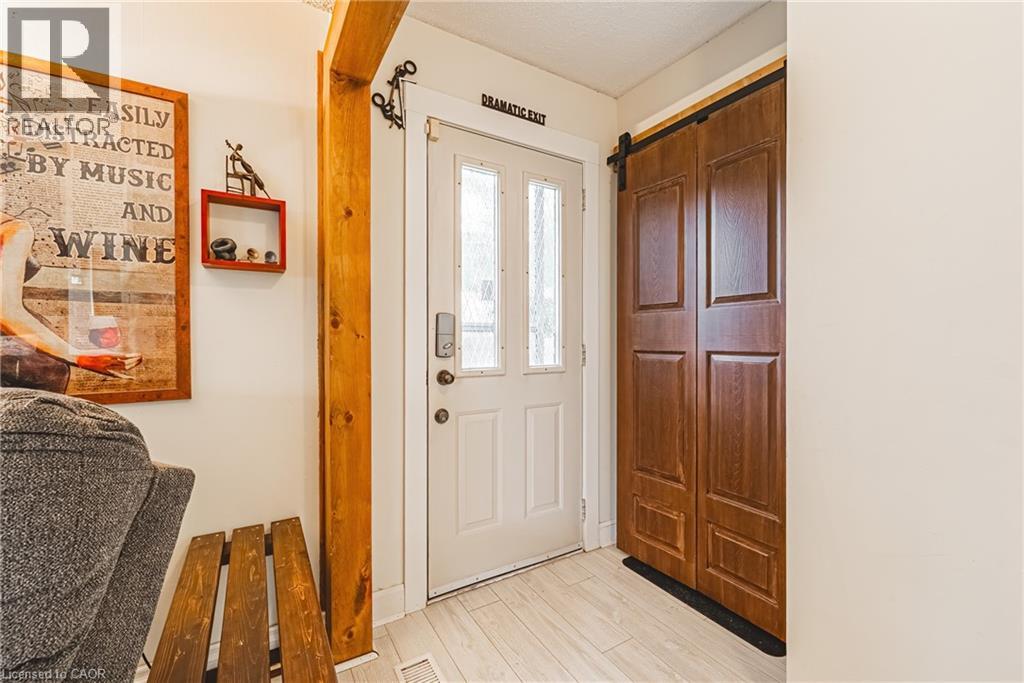 44 Billington Crescent, Hamilton, Ontario  L8T 4R1 - Photo 5 - 40776792
