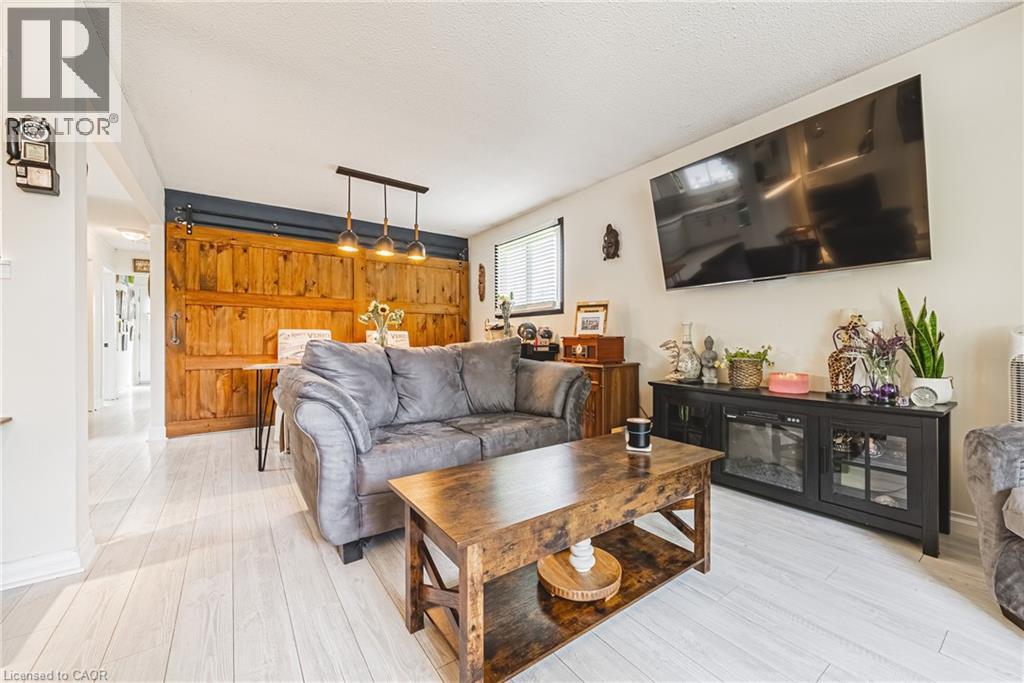 44 Billington Crescent, Hamilton, Ontario  L8T 4R1 - Photo 6 - 40776792