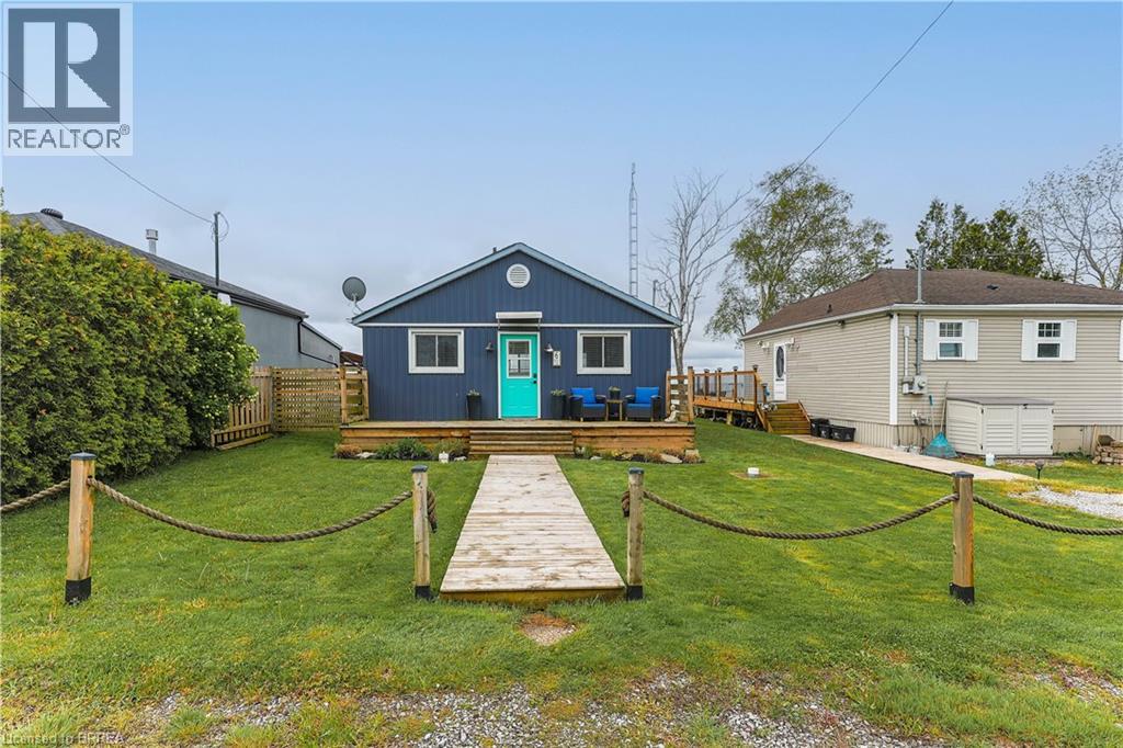 6 HICKORY BEACH Lane, Nanticoke, Ontario