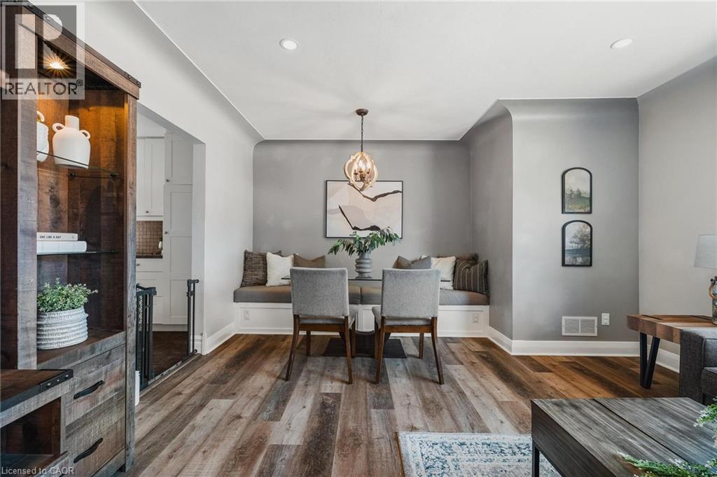 300 Melrose Avenue, Kitchener, Ontario  N2H 2C1 - Photo 3 - 40773510