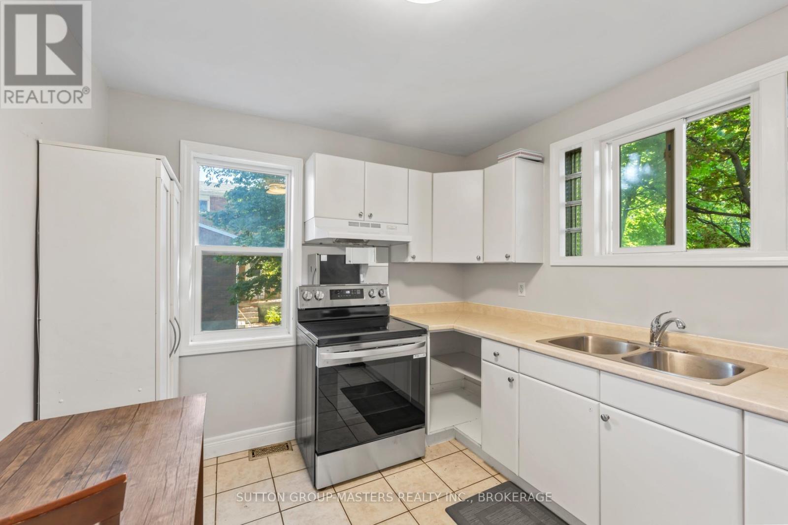 720 Brock Street, Kingston (Central City East), Ontario  K7L 1W2 - Photo 14 - X12449585