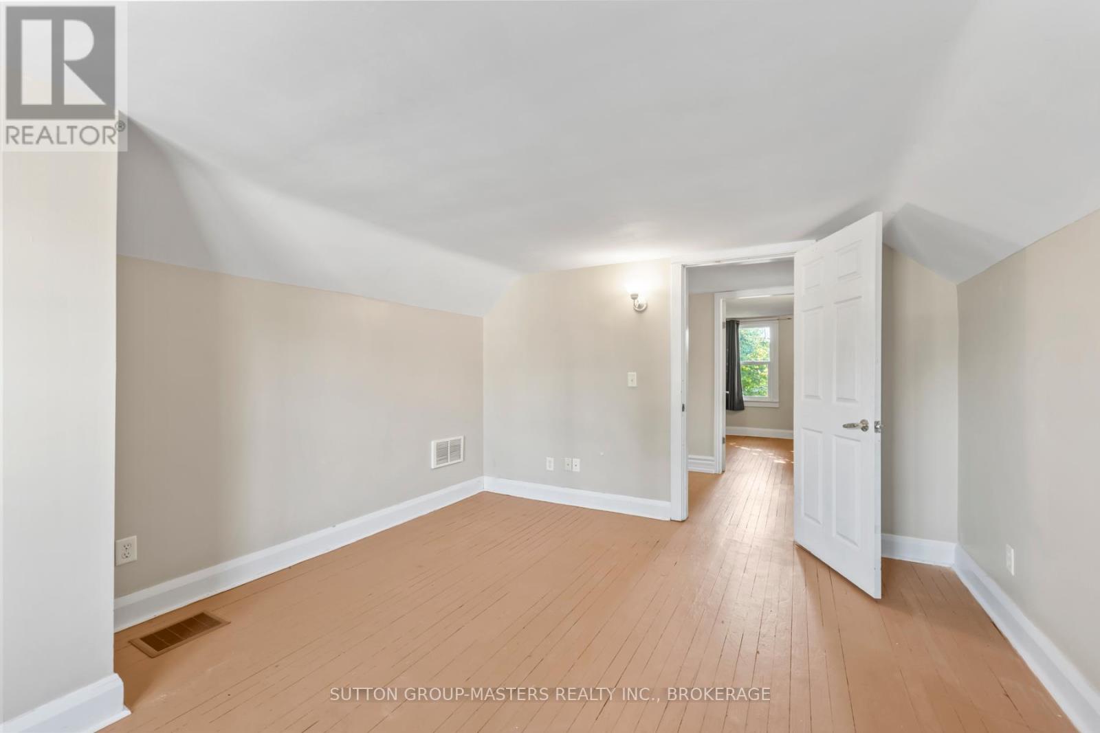 720 Brock Street, Kingston (Central City East), Ontario  K7L 1W2 - Photo 23 - X12449585