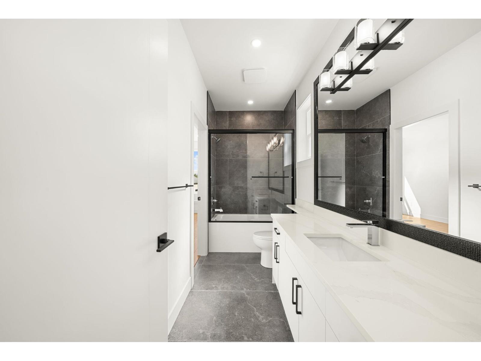 6821 205 Street, Langley, British Columbia  V2Y 3C8 - Photo 16 - R3055767