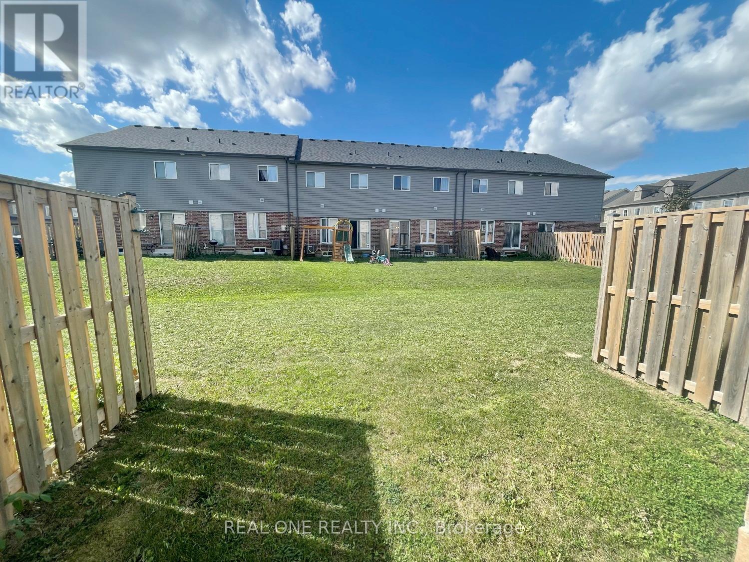 7 Sharp Drive, Hamilton, Ontario  L9K 0J9 - Photo 25 - X12415212